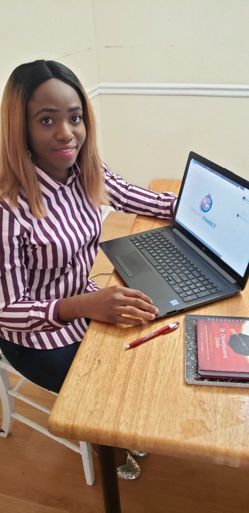 Mayowa Otuada, DNP student from the UAB School of Nursing, connects virtually with her Nurse Family Partnership clients.