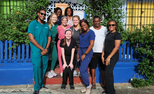 SVOSH_Group_photo_2-1